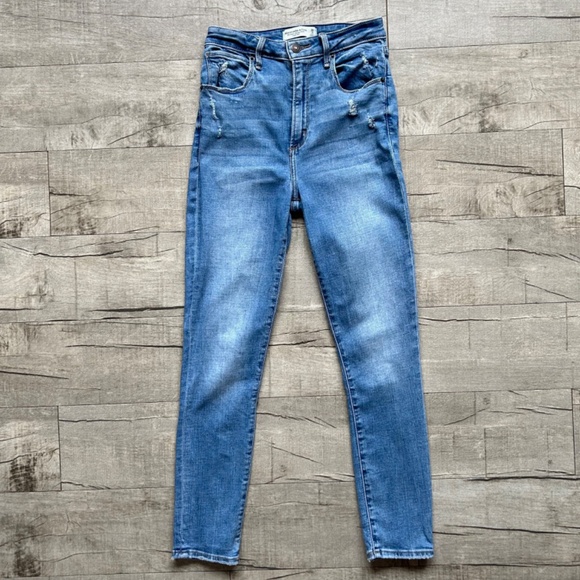 Abercrombie & Fitch The Super Skinny Ankle High Rise Curve Love Jeans 26 2R - Picture 1 of 10